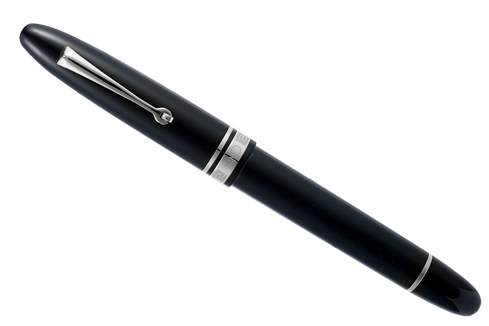 Omas Ogiva Fountain Pen in Nera with Silver Trim