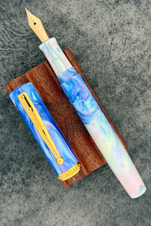 Magna Carta Mag 600 Fountain Pen True Flex Nib - Blue Opal