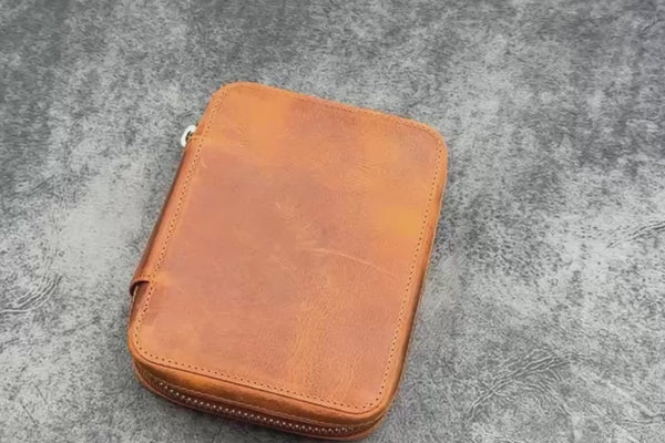 Expansi-Pouch Leather Wide 10 Slots Pen Case - A6 Zip Folio