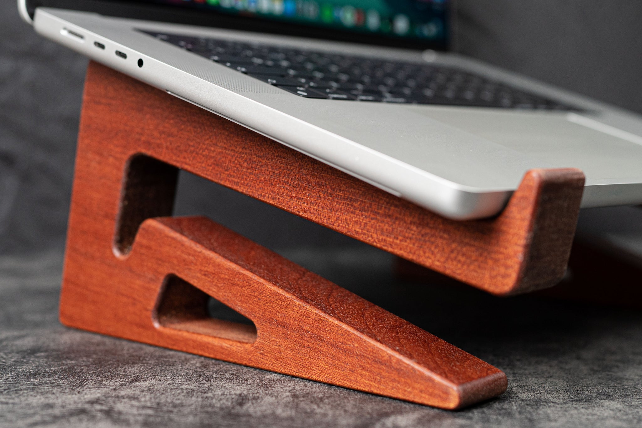 Handmade Wooden Laptop Stand for MacBook Walnut Galen Leather