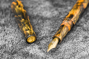 Galen X Studyo Agackakan - Fountain Pen V1 - Black Old Gold