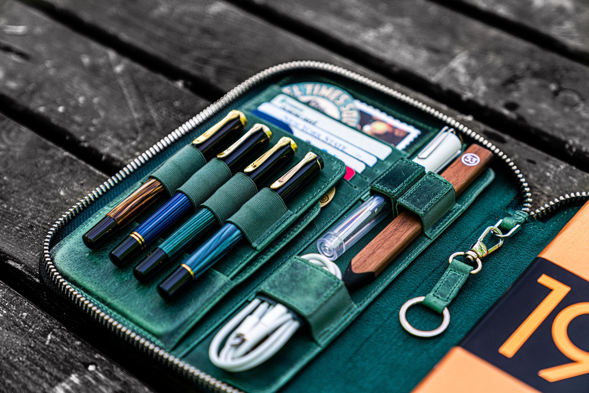 Leather Zippered A5 Leuchtturm1917 Notebook Folio - Crazy Horse Forest Green