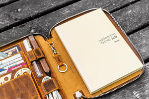 Leather Zippered Hobonichi Cousin A5 Planner Folio - Crazy Horse Brown-Galen Leather
