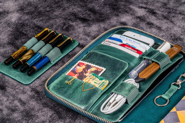 Sketching pencil set (53 pencils) including two sketchbooks A4 and A5  Pencil sketching set in zippered travel pouch Art pencil set for sketching  and