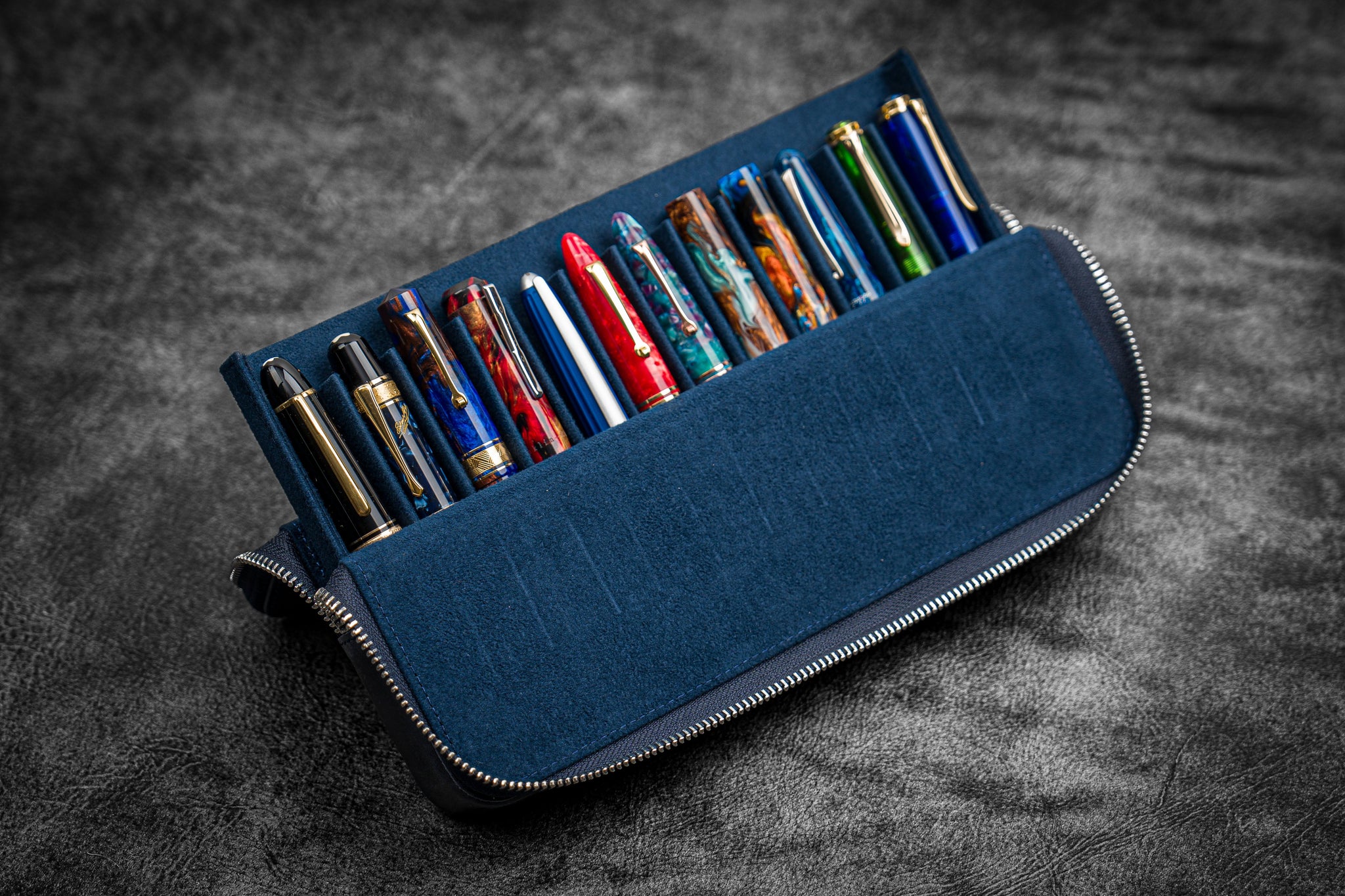 Navy Leather Hard Pen Case for 12 Fountain Pens - Galen Leather