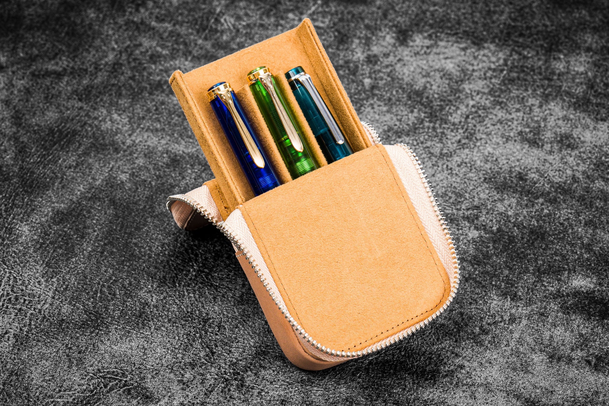 Leather Zippered Magnum Opus 3 Slots Hard Pen Case with Removable Pen Tray - Undyed Leather