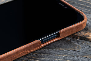 Leather iPhone 12 / iPhone 12 Pro (6,1") Hard Back Cover - Compatible with MagSafe
