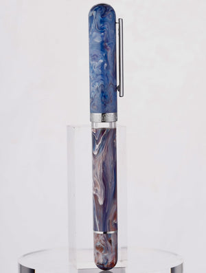 Nahvalur (Narwhal) 365 Beluga Fountain Pen