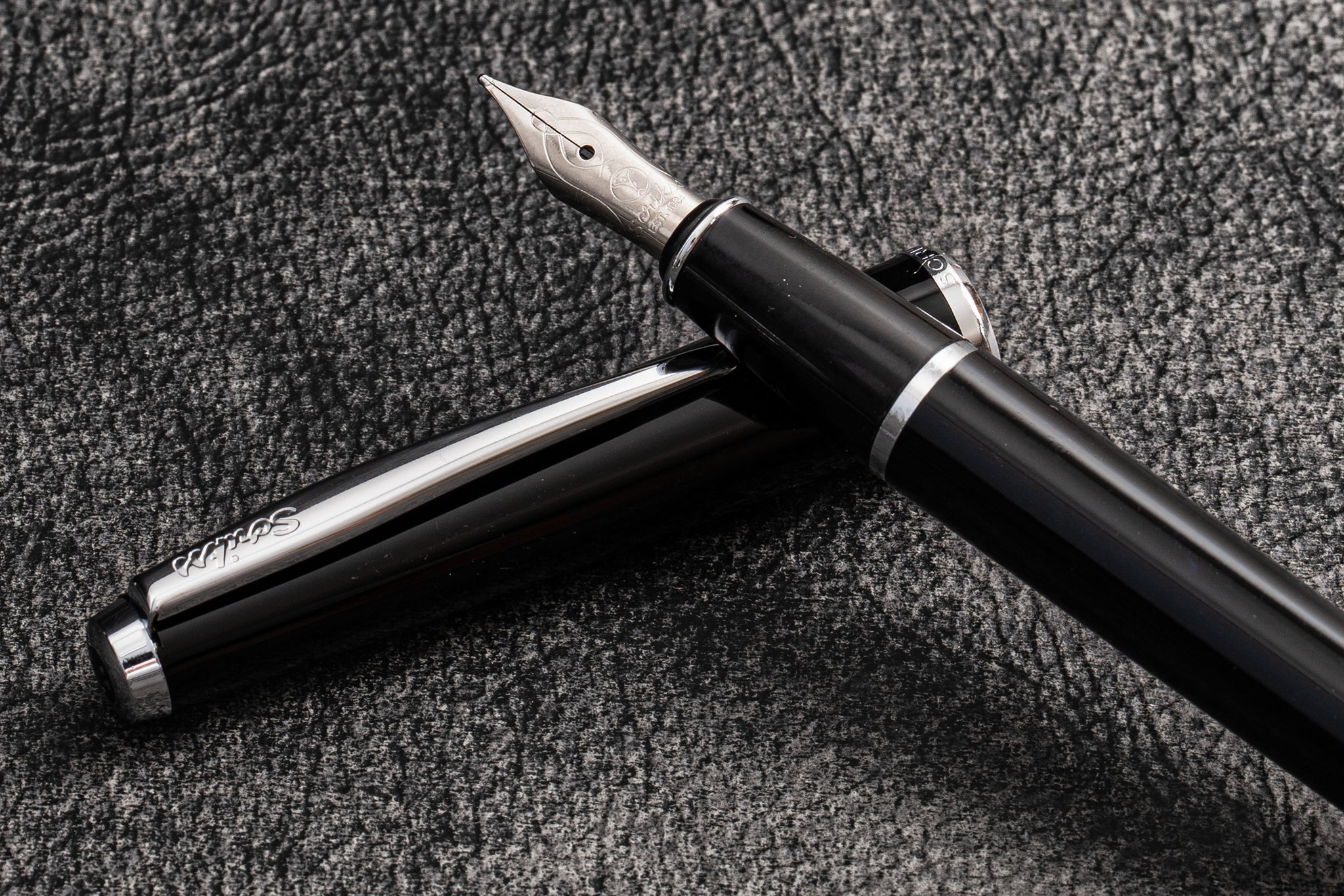筆記具 Jochen Scrikss 33 Fountain Pen - Navy Blue | Buy Online at Galen Leather