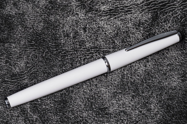 Scrikss 33 Fountain Pen - White | Buy Online at Galen Leather