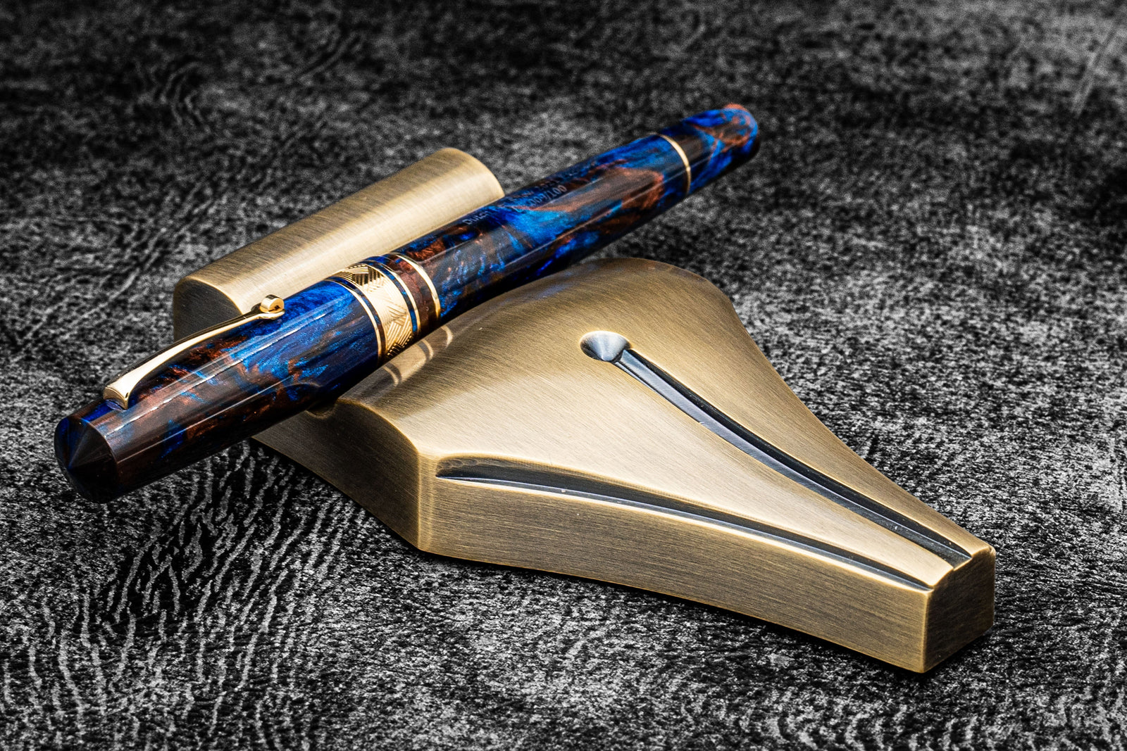 The Nib Rest Brass Pen Stand - Antique Brass