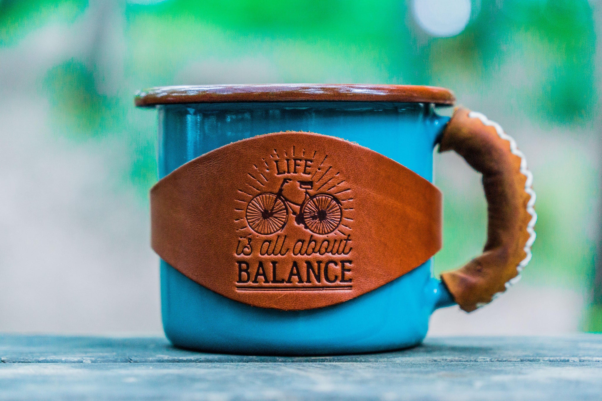 Enamel Mug With Cover & Removable Leather Handle - Galen Leather