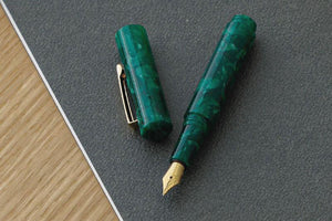 Hightide - Attache Marbled Fountain Pen - Green-Galen Leather