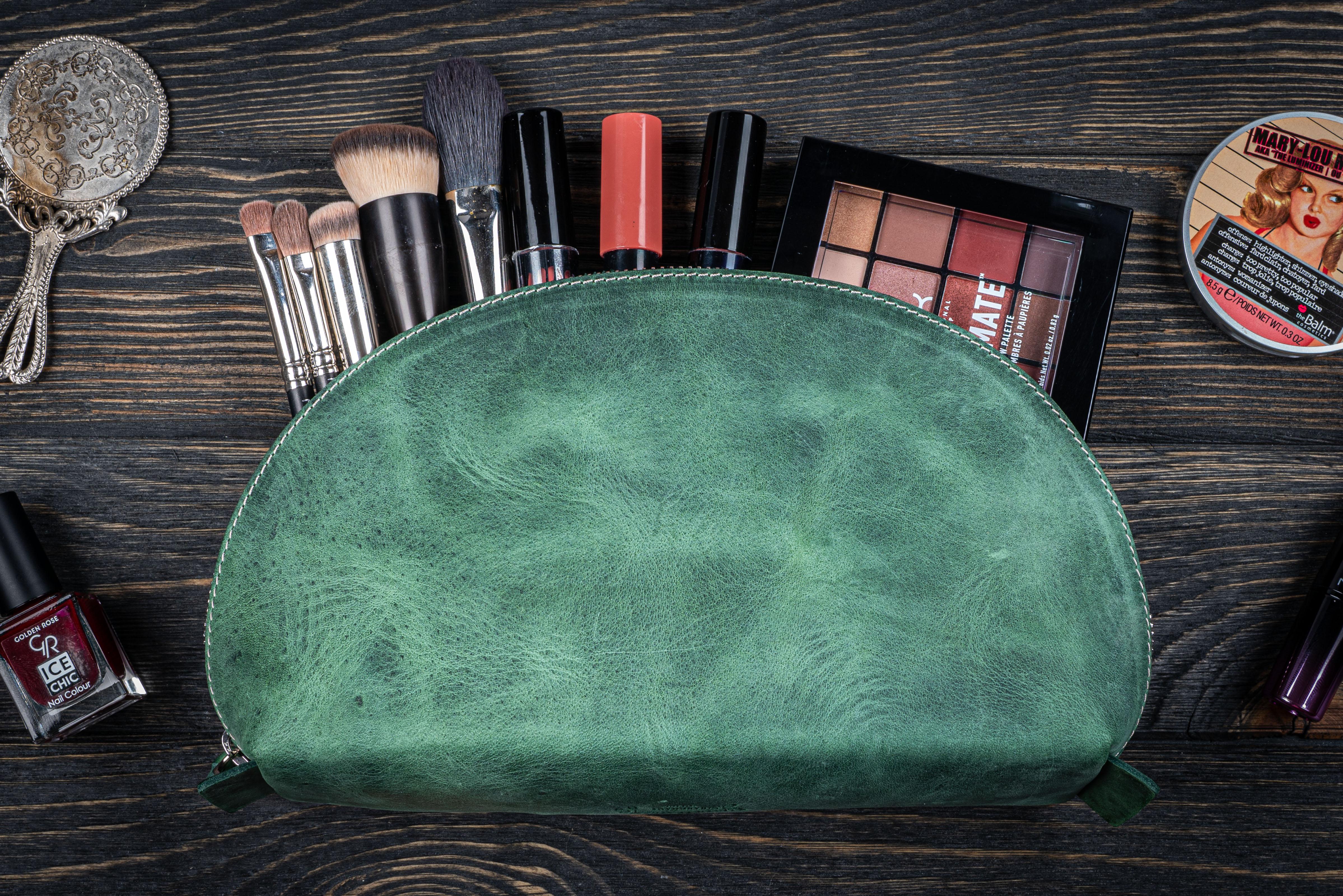 Leather Lunar Makeup / Toiletry Bag - Crazy Horse Forest Green