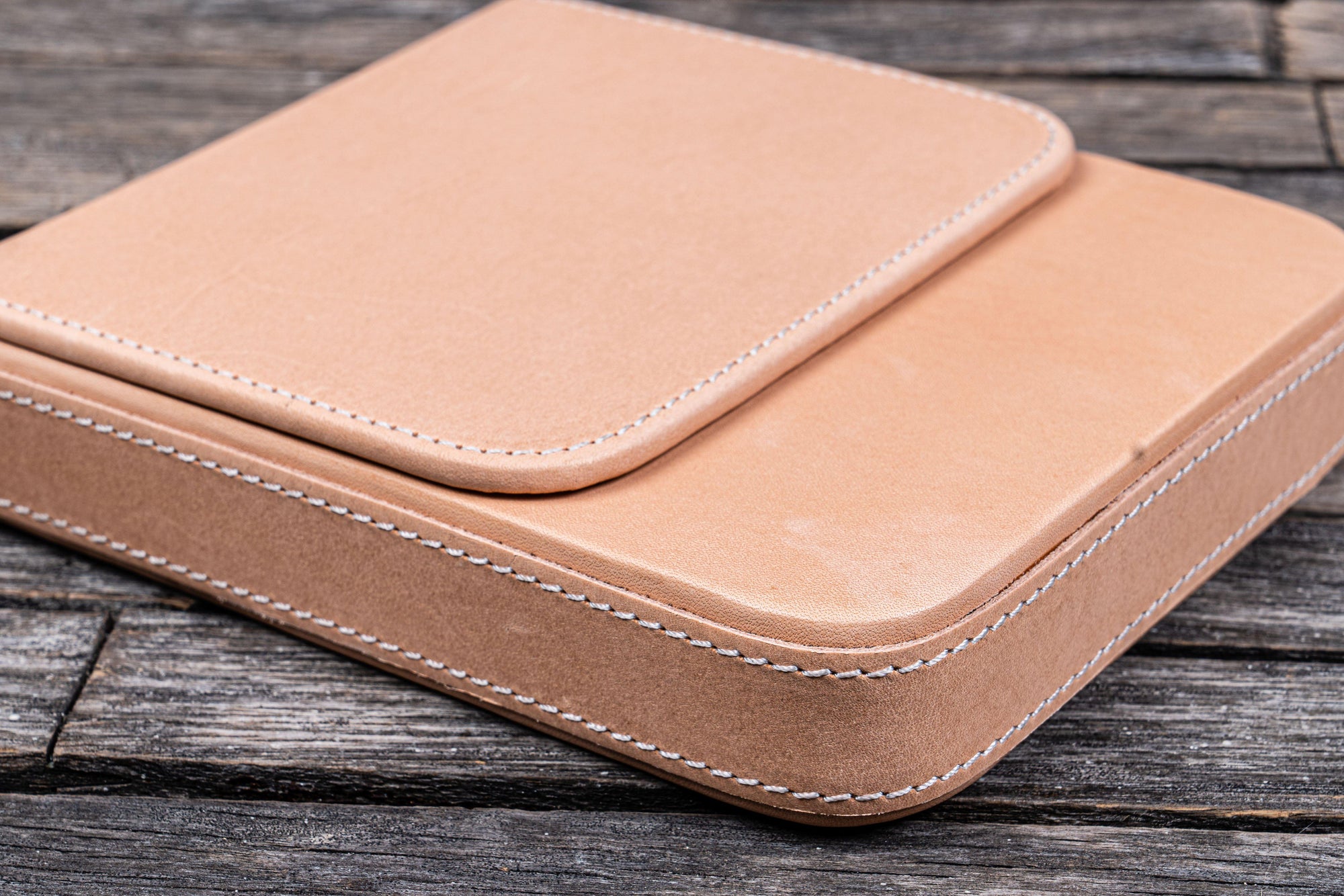 leather-magnum-opus-6-slots-