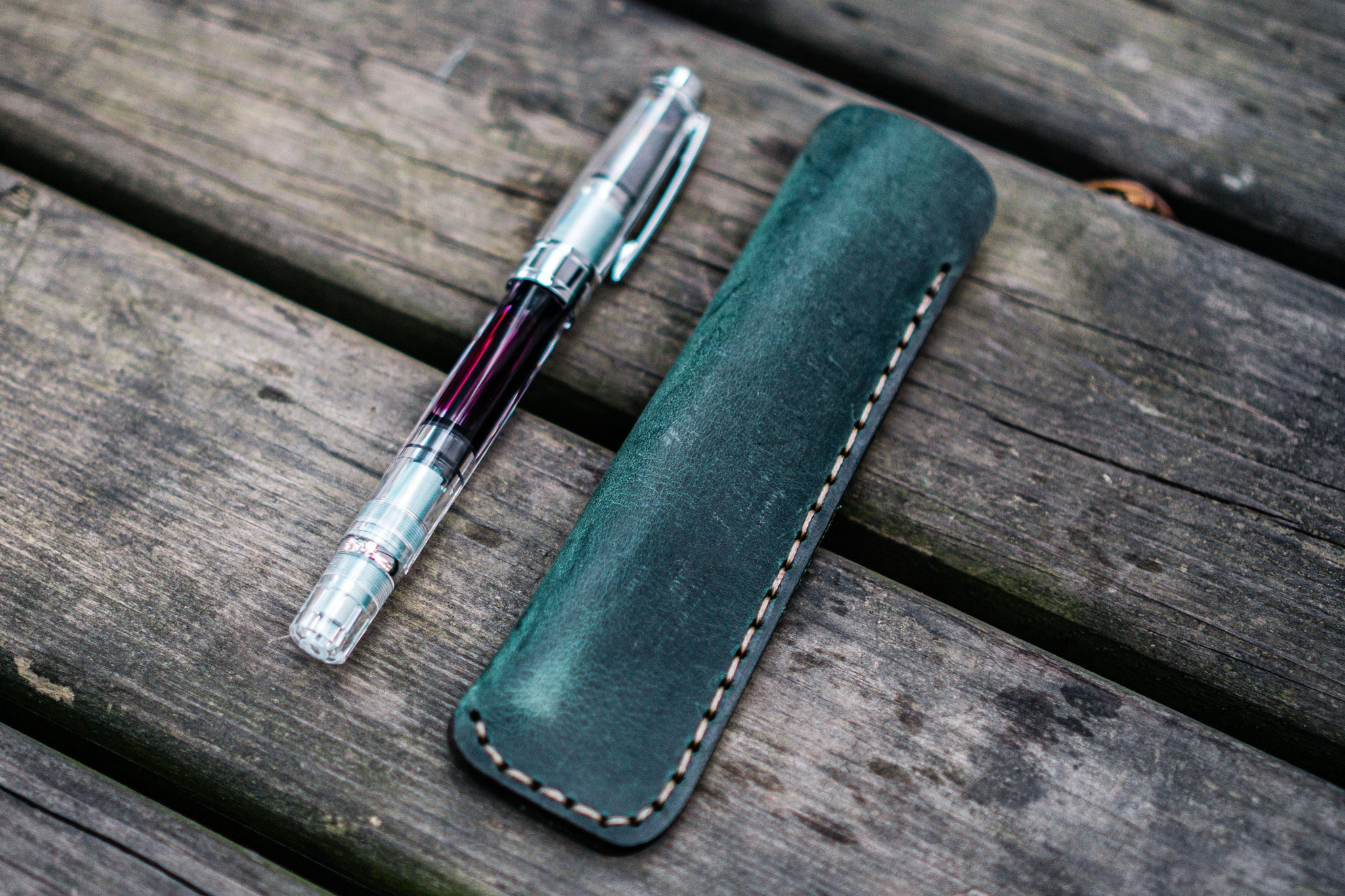 Leather Zippered Single Fountain Pen Pouch - Crazy Horse Forest Green