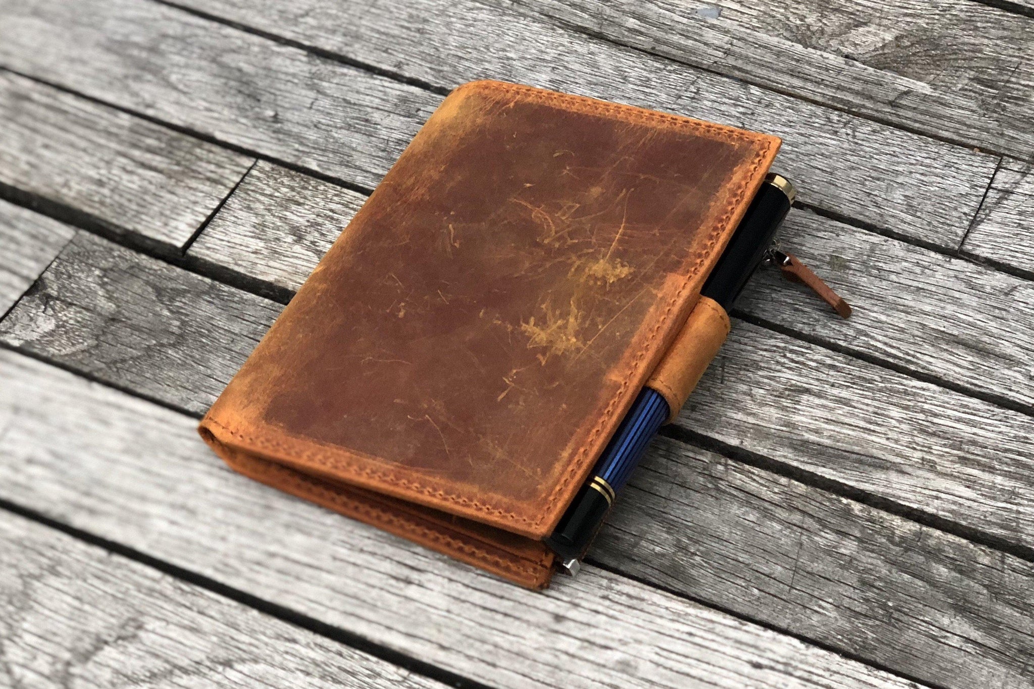 Handmade Leather Wallet Insert - Regular Size - Crazy Horse Brown