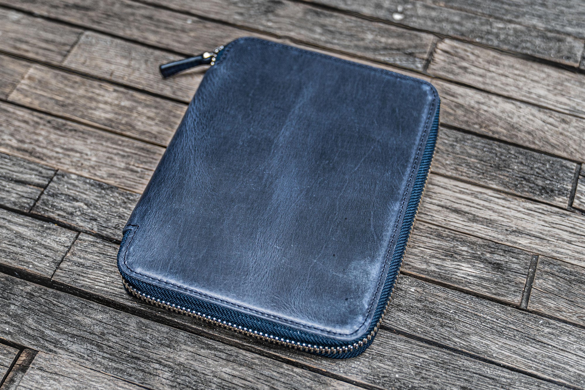 Handmade Navy Blue Leather Zippered B6 Slim Planner