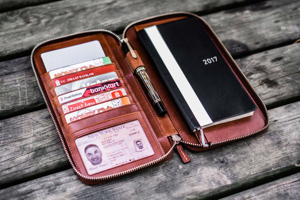 leather-zippered-hobonichi-