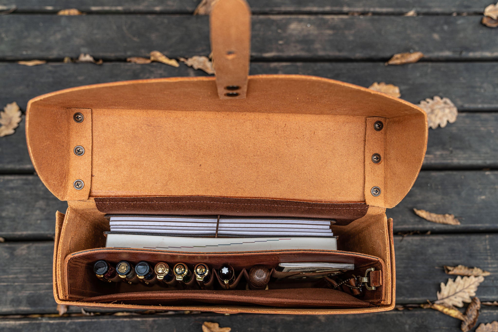 Leather Writer s Swiss Medic Kit Bag For Art Crazy Horse Tan Galen leather-writer-s-swiss-medic-kit-bag-for-art-crazy-horse-tan-galen