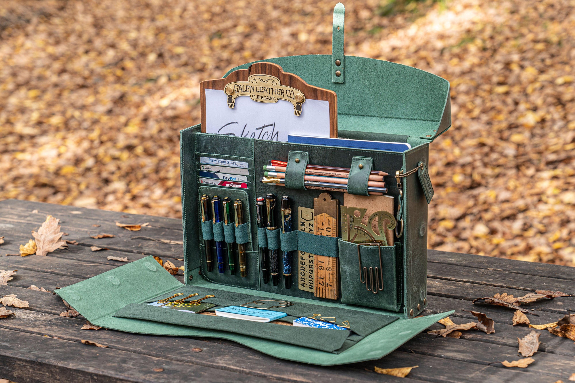 Writer's Medic Bag - XLarge Crazy Horse Forest Green-Galen Leather